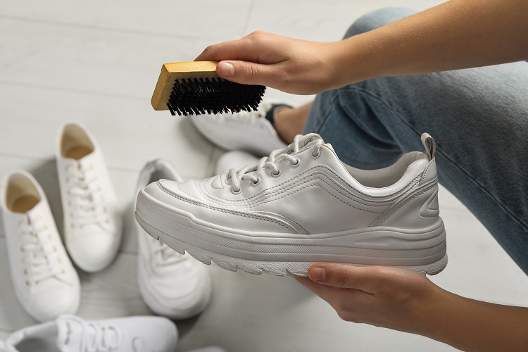 A Basic Guide to Keep Your Shoes Clean
